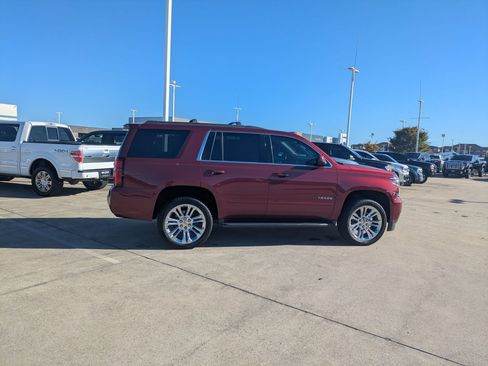 Used 2019 Chevrolet Tahoe LS w/ All-Season Package image 2