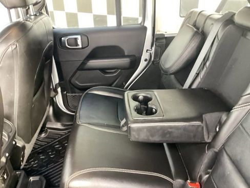 Used 2023 Jeep Wrangler Unlimited Sahara w/ Cold Weather Group image 23