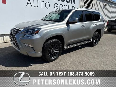 Used 2023 Lexus GX 460 Premium w/ Premium Package AWD/4WD image 8