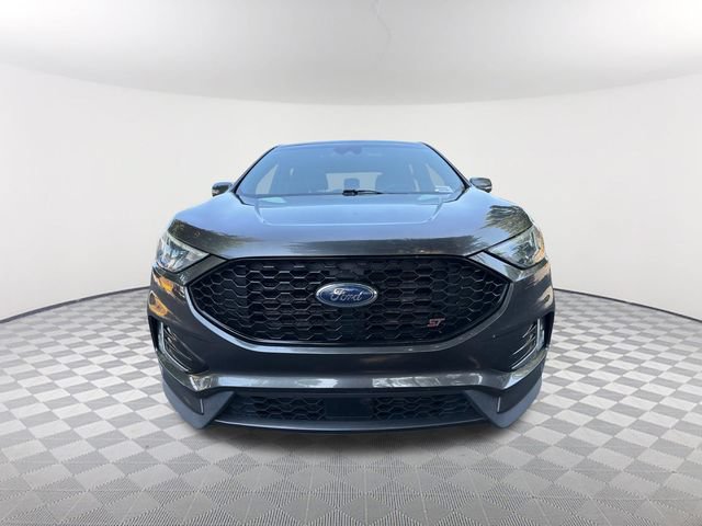 Used 2019 Ford Edge ST w/ Convenience Package AWD/4WD image 2