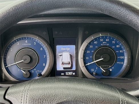 Used 2018 Toyota Sienna L image 12