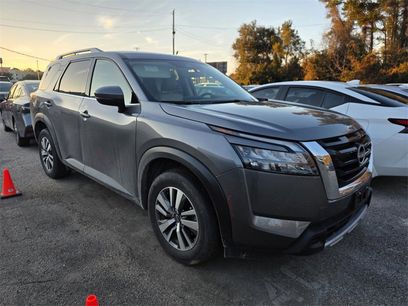 Used 2025 Nissan Pathfinder SL