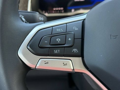 Used 2023 Volkswagen Jetta SE FWD image 23