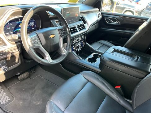 Used 2024 Chevrolet Tahoe LT w/ Luxury Package image 10