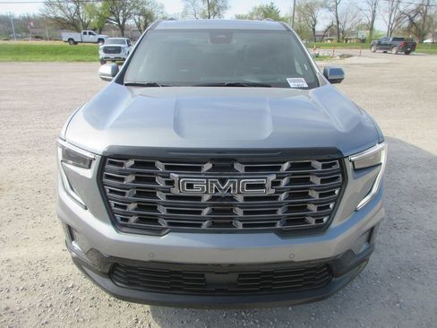 New 2026 GMC Acadia Denali Ultimate image 11