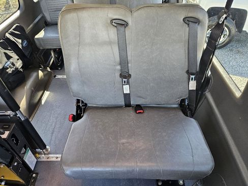 Used 2014 Ford E-350 and Econoline 350 Extended Super Duty w/ Power Group image 31