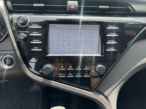 Used 2019 Toyota Camry LE w/ Convenience Package FWD image 38