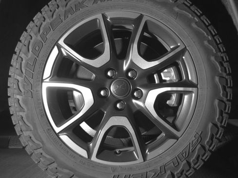 Used 2025 Jeep Compass Trailhawk AWD/4WD image 15