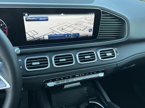 Used 2025 Mercedes-Benz GLE 350 4MATIC image 21