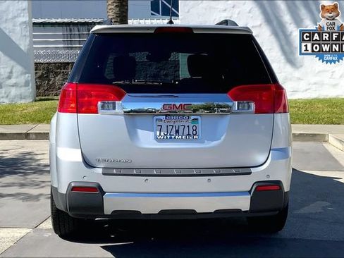 Used 2013 GMC Terrain SLT w/ Cargo Package FWD image 4