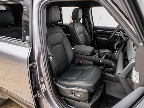 Used 2024 Land Rover Defender 130 Outbound image 28