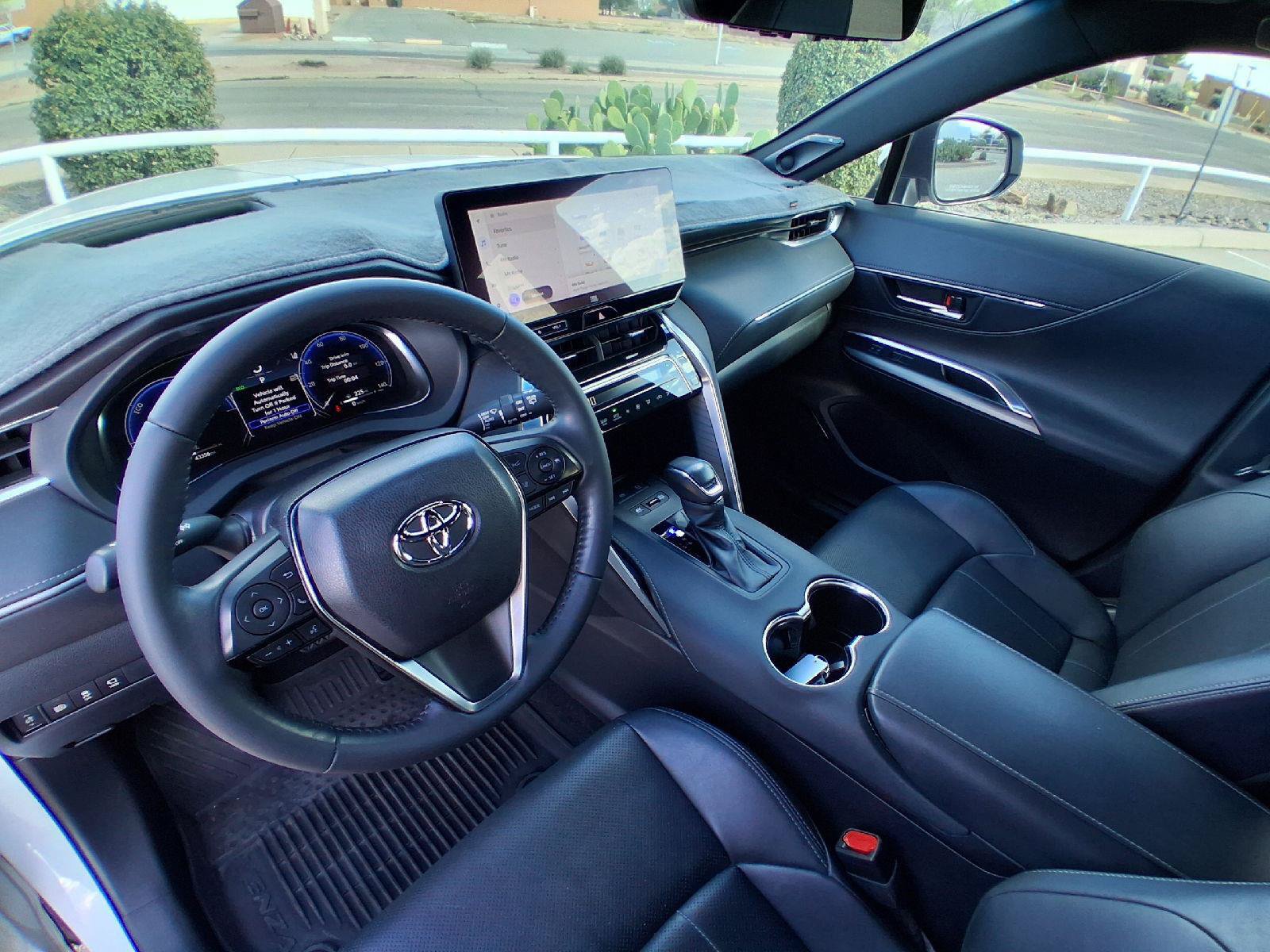Used 2024 Toyota Venza Limited AWD/4WD image 15