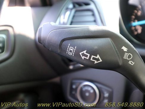 Used 2018 Ford Escape Titanium image 27