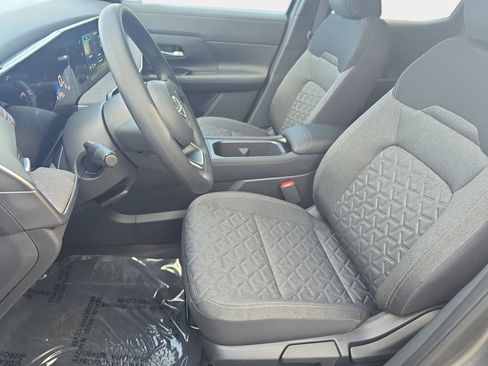New 2026 Nissan Kicks SV w/ Cold Weather Package FWD image 14