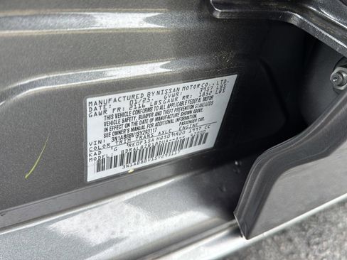 Used 2025 Nissan Sentra S image 34