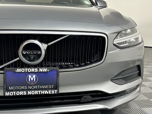 Used 2018 Volvo S90 T6 Momentum w/ Convenience Package image 5
