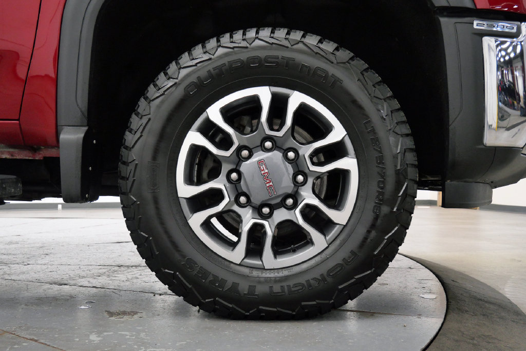 Used 2024 GMC Sierra 2500 SLE w/ SLE Value Package AWD/4WD image 33