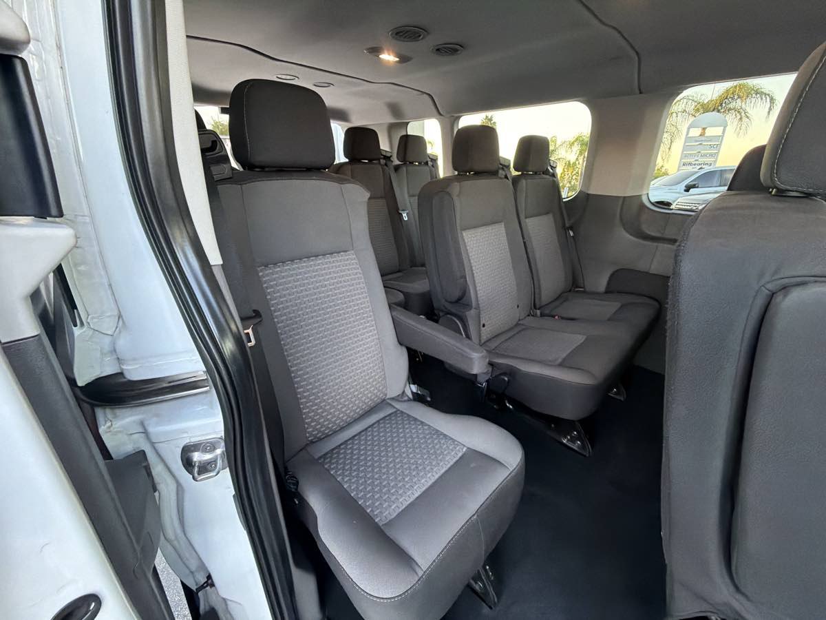 Used 2023 Ford Transit 350 XLT RWD image 24