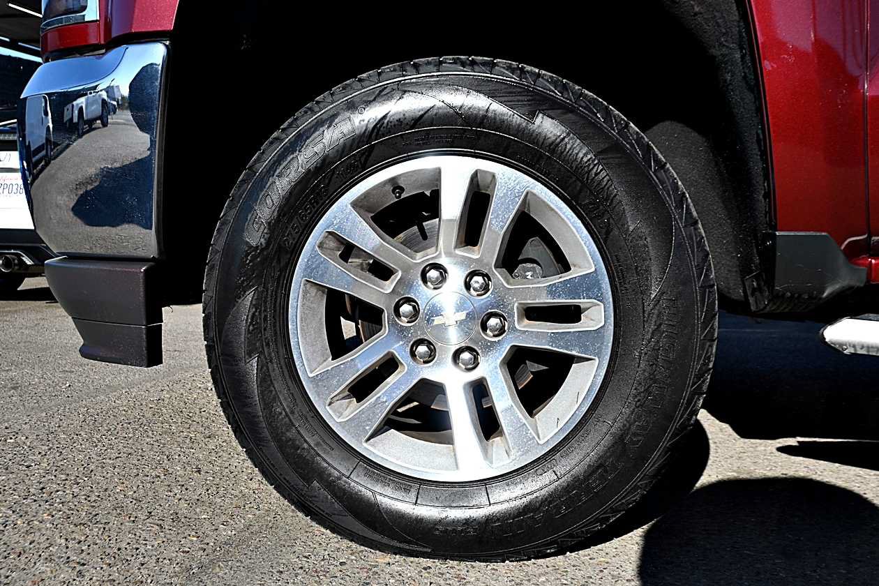 Used 2016 Chevrolet Silverado 1500 LTZ w/ LTZ Plus Package RWD image 8
