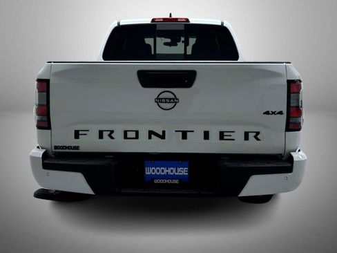 New 2026 Nissan Frontier SV image 6
