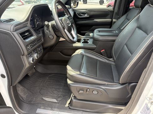 Used 2021 GMC Yukon XL SLT w/ SLT Luxury Plus Package AWD/4WD image 10