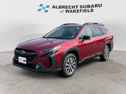 Certified 2025 Subaru Outback Premium AWD/4WD image 1
