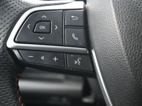 Used 2023 Toyota Sienna XSE image 13