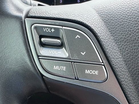 Used 2015 Hyundai Santa Fe Limited FWD image 26