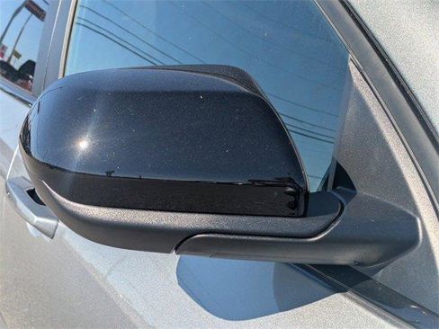 New 2026 Chevrolet Equinox RS image 13