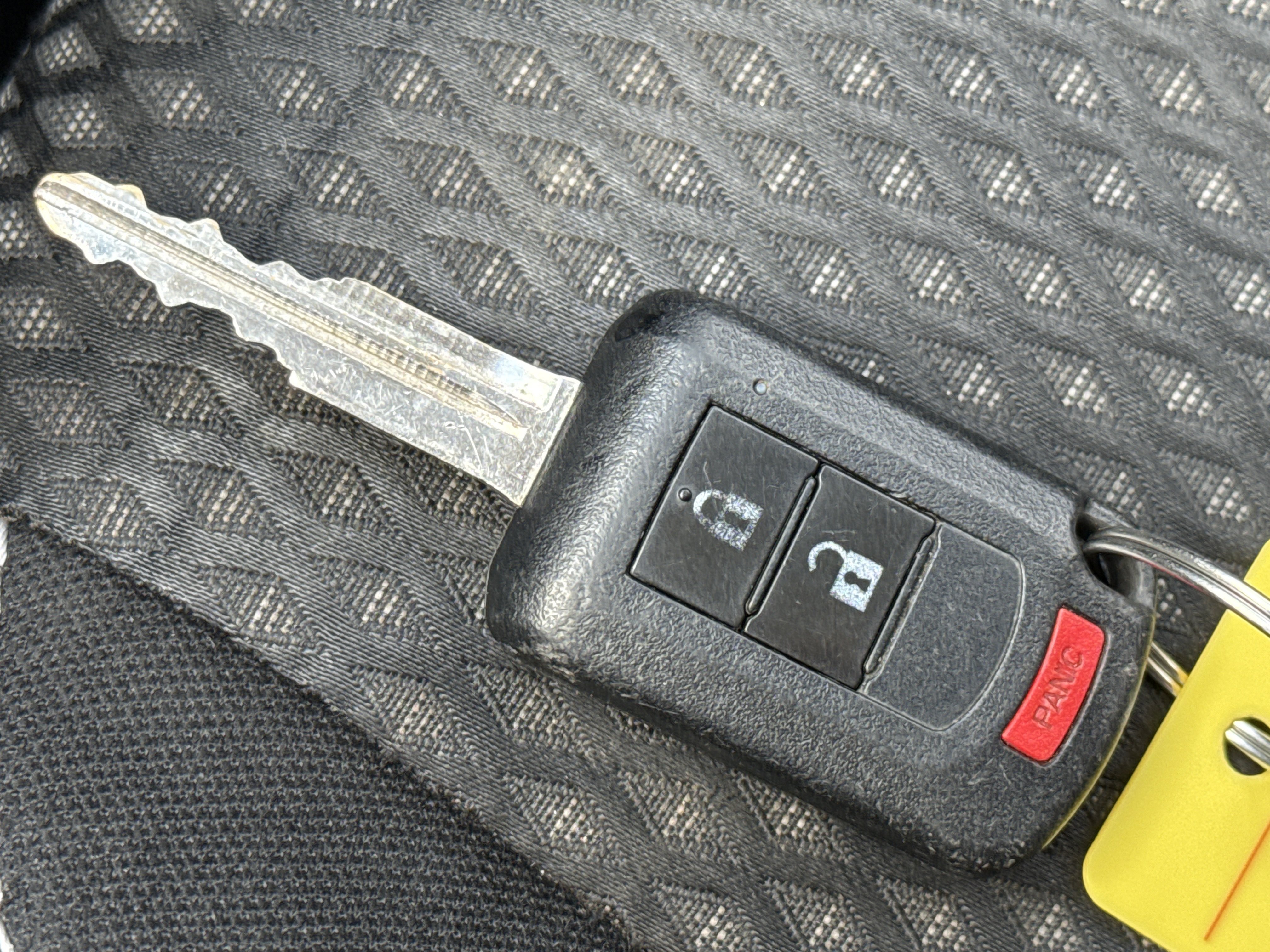 Used 2020 Mitsubishi Outlander ES AWD/4WD image 29