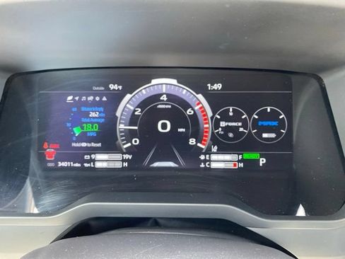 Certified 2025 Toyota Sequoia 4WD image 6