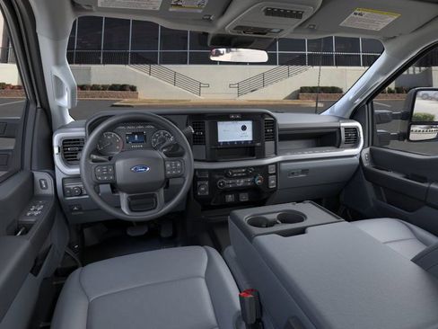 New 2025 Ford F250 XL w/ FX4 Off-Road Package image 9