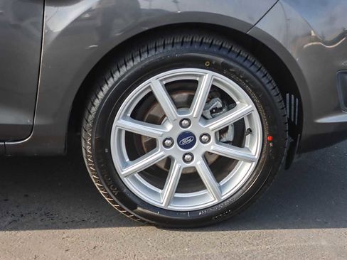 Used 2016 Ford Fiesta SE w/ Equipment Group 201A image 9