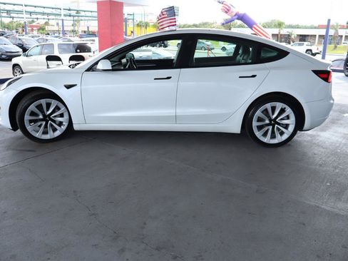 Used 2023 Tesla Model 3 Standard Range RWD image 8