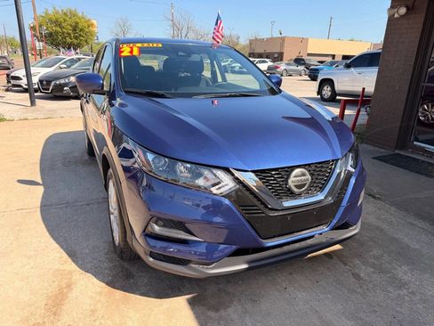 Used 2021 Nissan Rogue Sport S image 7