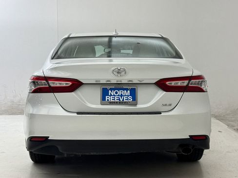 Used 2020 Toyota Camry XLE FWD image 8