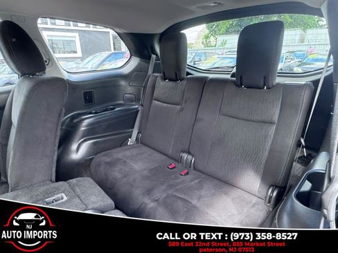 Used 2015 Nissan Pathfinder S image 14