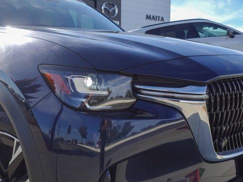 Certified 2024 MAZDA CX-90 Plug-In Hybrid w/ Premium Pkg image 3