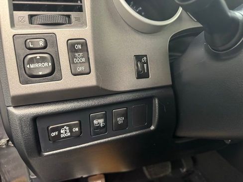 Used 2012 Toyota Tundra 4x4 Double Cab w/ TRD Off-Road Pkg image 15