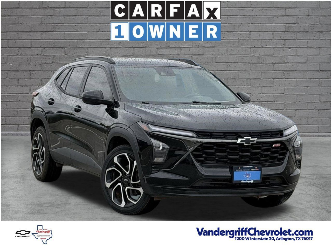 Used 2024 Chevrolet Trax RS FWD image 1