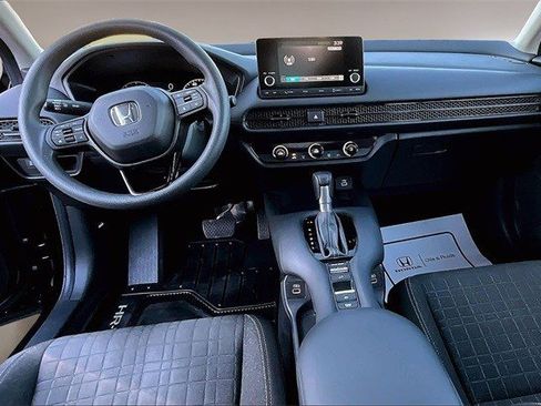 Certified 2023 Honda HR-V LX image 7