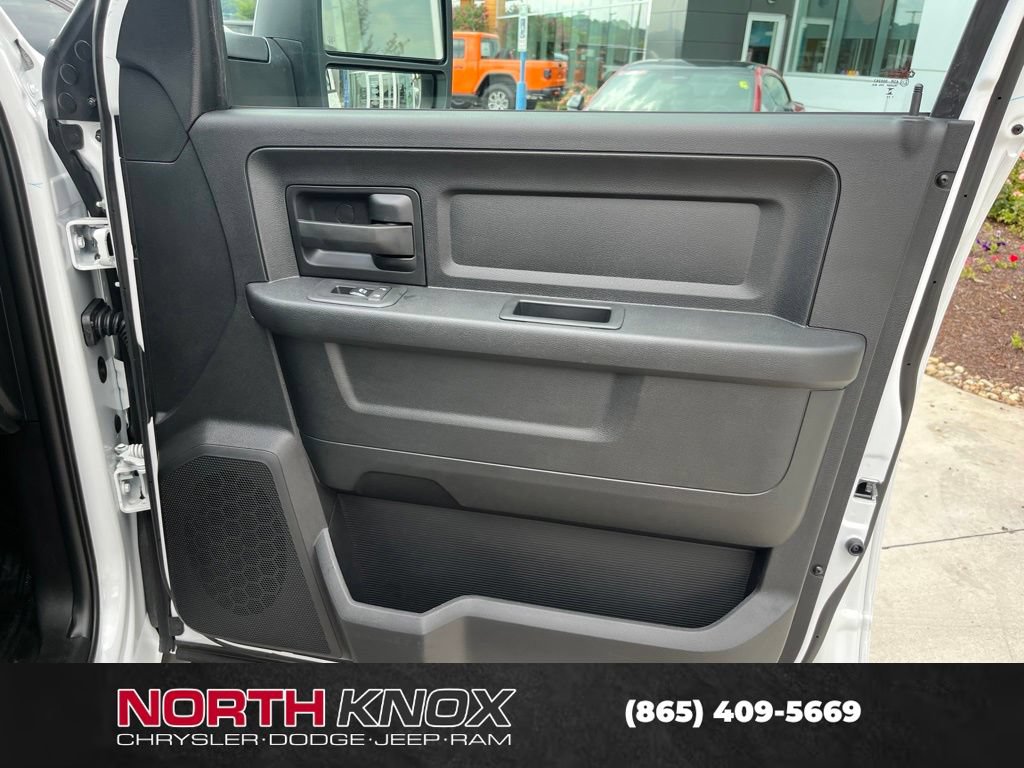 New 2026 RAM 5500 Tradesman AWD/4WD image 27