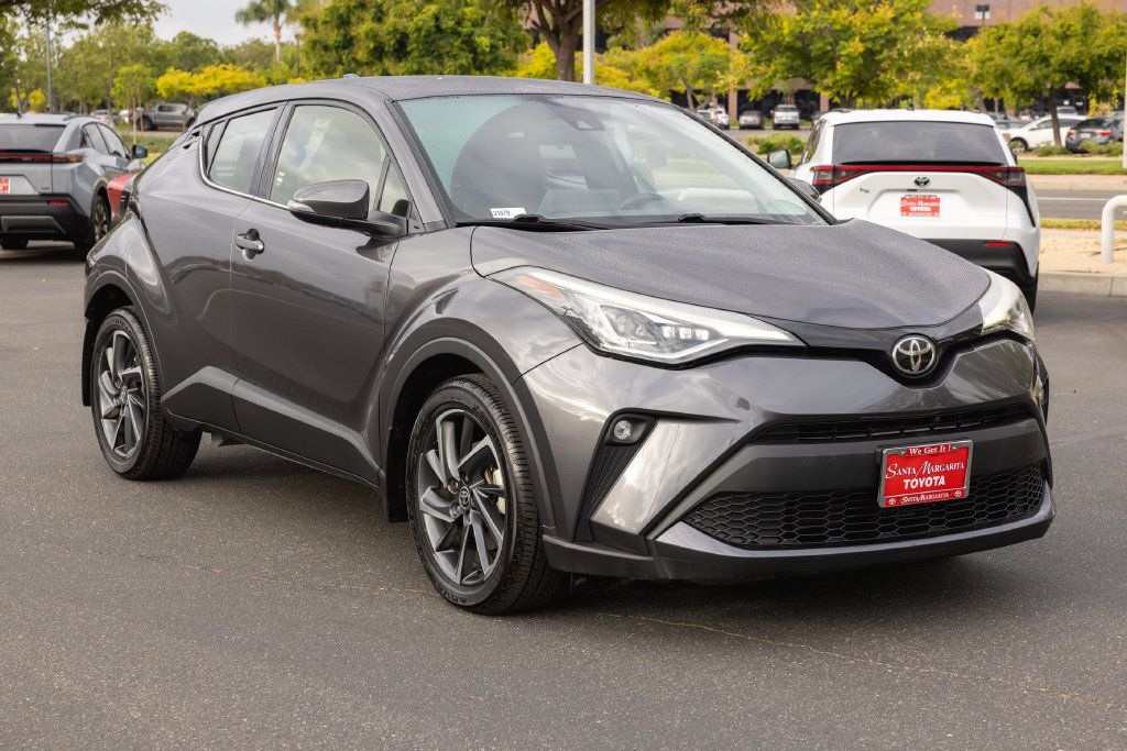 Certified 2020 Toyota C-HR Limited FWD image 3
