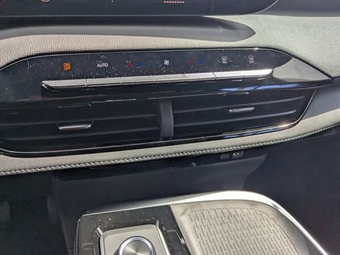 New 2026 Buick Enclave Sport Touring w/ Power Package FWD image 22