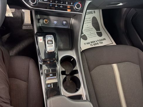 Certified 2023 Hyundai Sonata SE FWD image 21