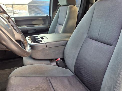 Used 2009 Chevrolet Silverado 1500 LT image 3