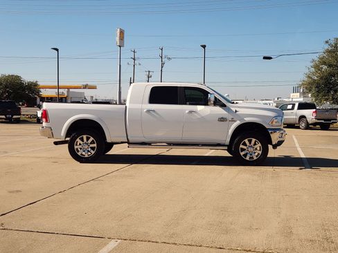 Used 2018 RAM 3500 Laramie Longhorn image 7