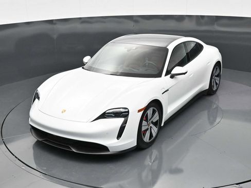 Used 2024 Porsche Taycan 4S AWD/4WD image 31