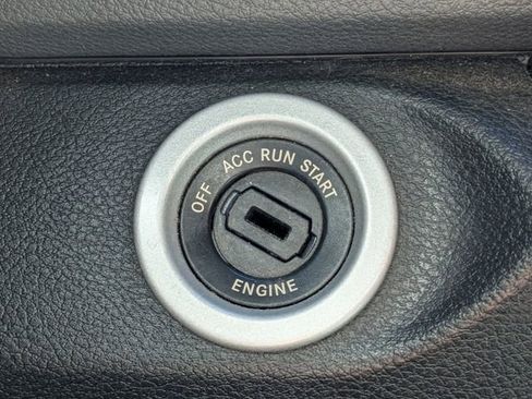 Used 2018 RAM 1500 Express w/ Express Value Package image 29