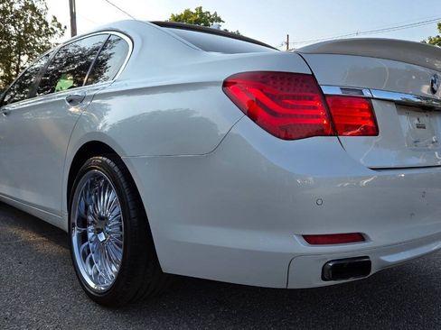 Used 2011 BMW 750Li xDrive AWD/4WD image 13